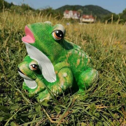 Градинска Фигура Жаба с жабче - TGC48