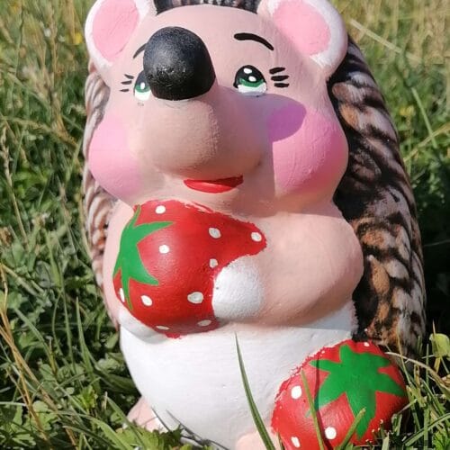 Градинска Фигура Таралеж с ягоди - TGC82