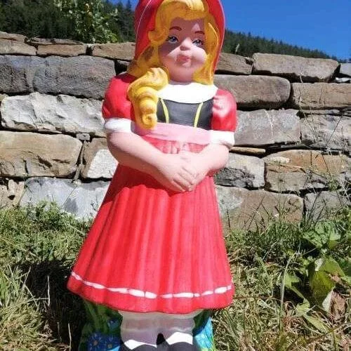 Градинска фигура - Червена шапчица - TGC224 - голяма