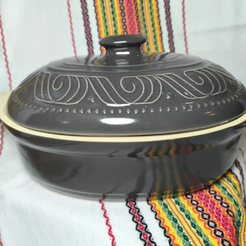 Елипсовиден гювеч бяла керамика 4.5 литра - TGG930